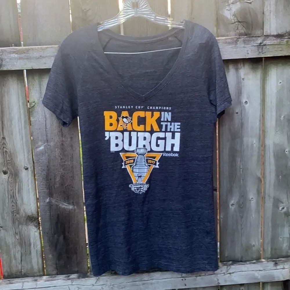 Reebok Pittsburgh penguins tee sz. M